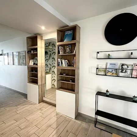 Апартаменты Bel Design 2ch, Mairie, Pkg, Wifi, Terrasse, Port Marianne