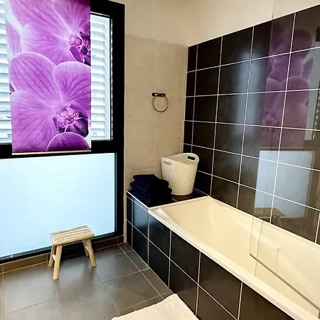 Bel Design 2ch, Mairie, Pkg, Wifi, Terrasse, Port Marianne Апартаменты Монпелье