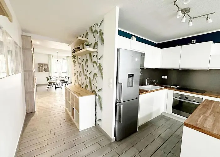 Διαμέρισμα Bel Design 2ch, Mairie, Pkg, Wifi, Terrasse, Port Marianne *
